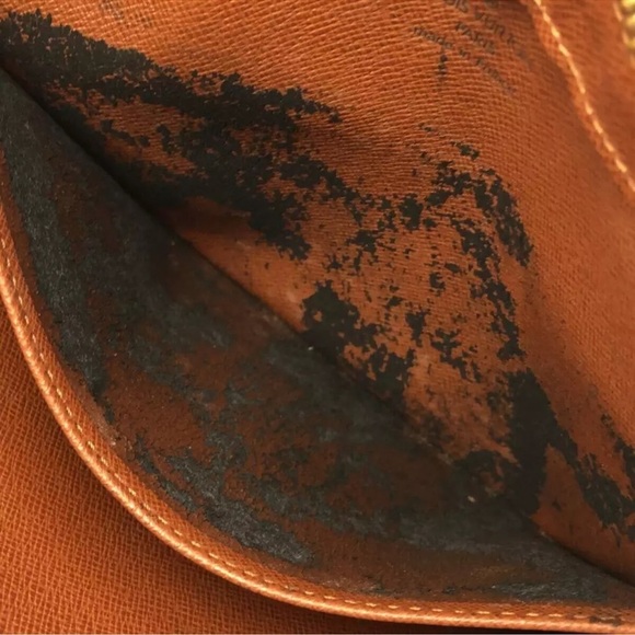 authentic Louis Vuitton Orsay clutch - Picture 9 of 12